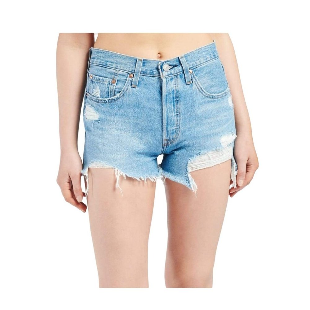 Levi's 501 High Rise Denim Shorts | Light Wash | Women's 31 | PC9-56327-0193